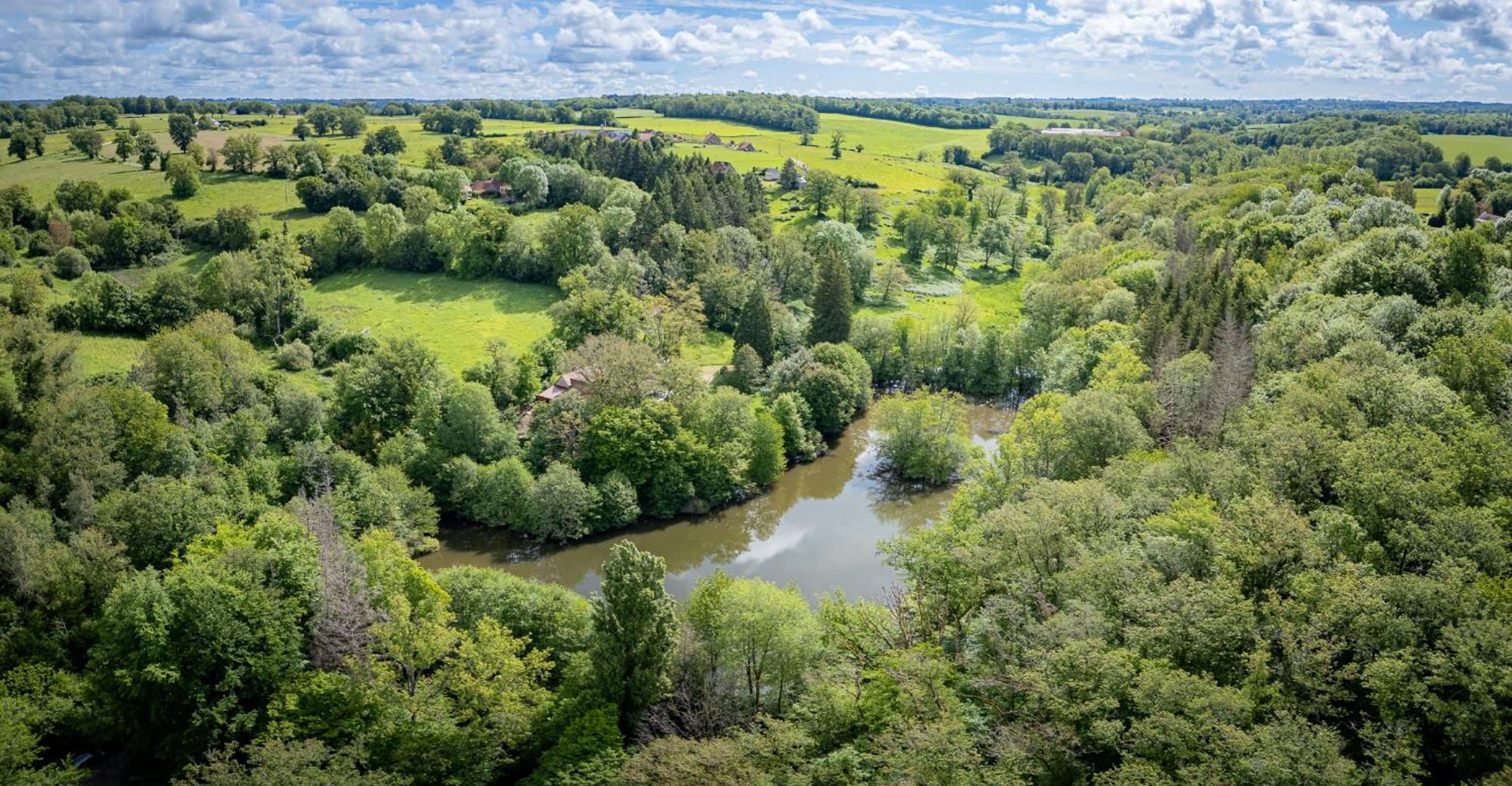 Moulin De Retord, Cote Etang - Chambres D'Hotes Perassay エクステリア 写真